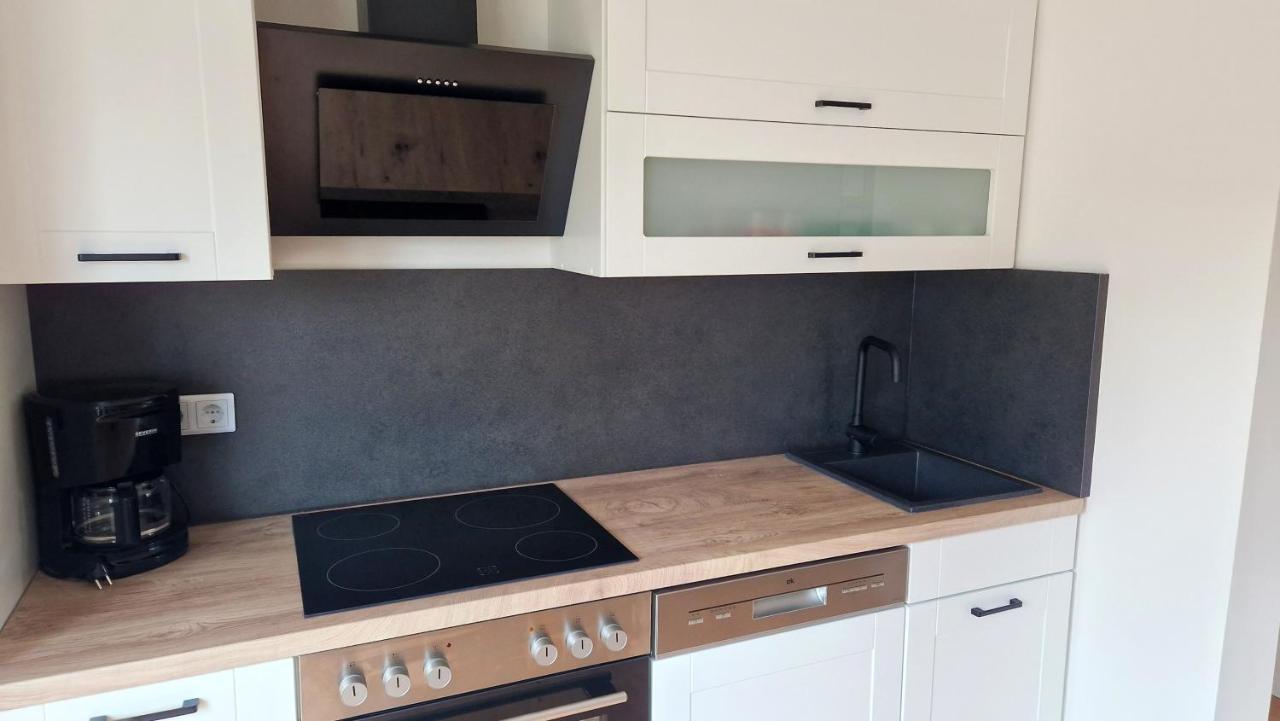 Ferienhaus Seeoase - 70Qm - Kamin -Terrassen - Parkplatz - Badestelle Fusslaeufig Joachimsthal Esterno foto